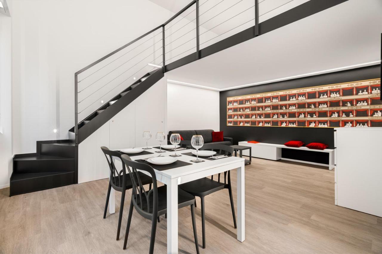 Modern Quiet Super Central Luxury Apartment Милан Экстерьер фото